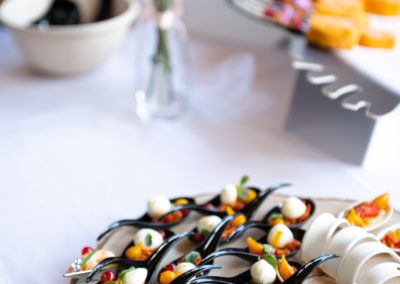 Amuse bouche - presentation - traiteur a domicile - Excellence culinaire - Cecile Boucher